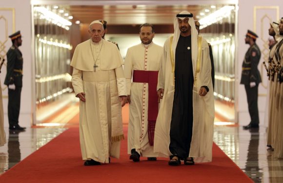 Le pape François aux Emirats arabes unis pour une visite historique