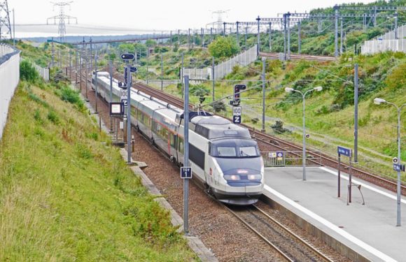 SNCF: Plus de trois heures de retard pour les TGV qui vont dans le Sud et l&rsquo;Est