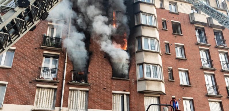 Paris: Treize personnes légèrement blessées dans l’incendie d’un immeuble du 19e arrondissement