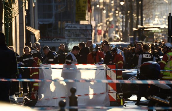 Marseille : «Les policiers l’ont heurté et l’homme a sorti une arme», le récit de l’attaque au couteau