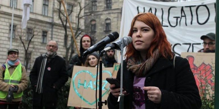 Blanka Nagy, la lycéenne hongroise qui veut mettre Viktor Orban face à ses responsabilités