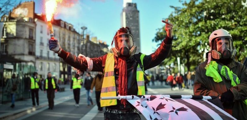 Can Macron divide and conquer the gilets jaunes?