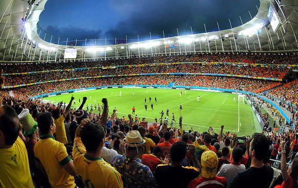 Loi anti-casseurs : et la liberté de se rendre à un match de foot ?