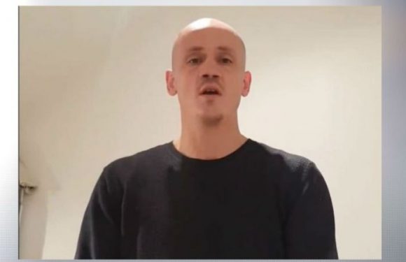 Christophe Dettinger va porter plainte contre Emmanuel Macron pour injure raciale