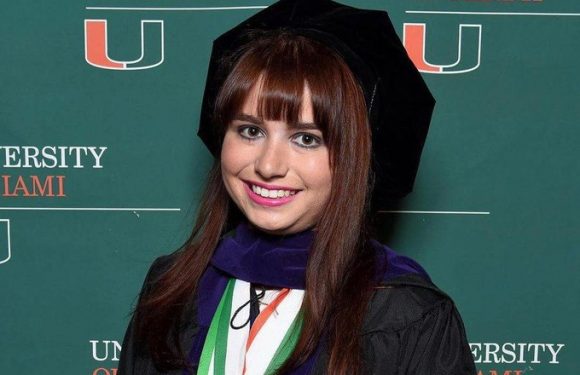 À 24 ans, elle devient la première avocate ouvertement autiste en faisant de son handicap une force