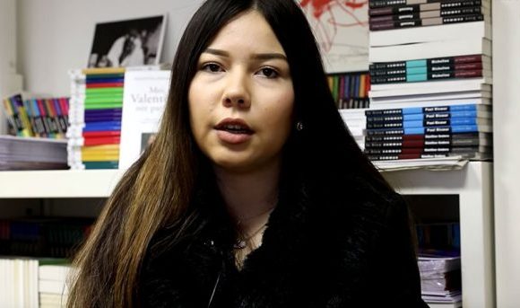 Née par GPA, elle pousse un coup de gueule pour qu’on écoute les enfants concernés