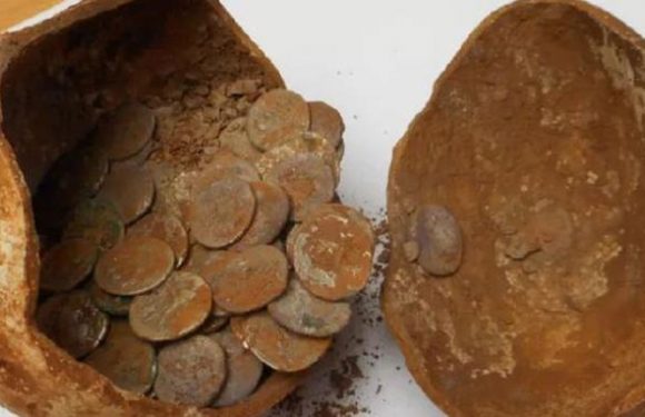 Des pièces romaines, frappées après le suicide de Néron, retrouvées en Angleterre