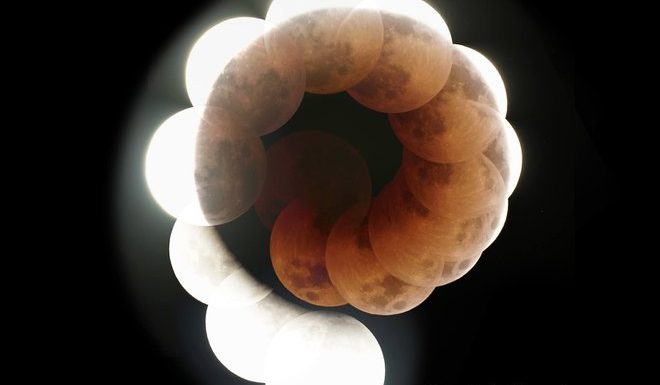 This Amazing Photo Reveals a Lunar Eclipse Like You’ve Never Seen It Before