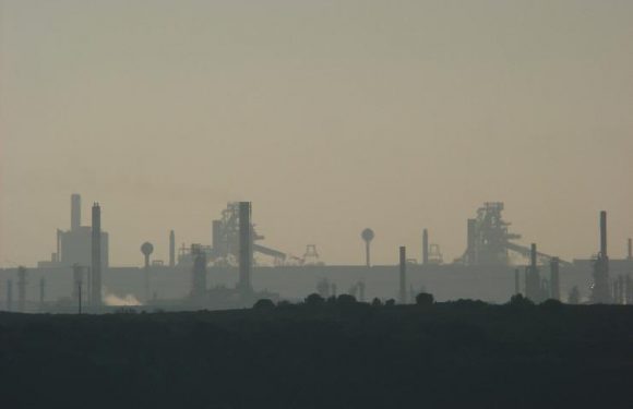 À Fos-sur-Mer, les pollutions d’ArcelorMittal en accusation