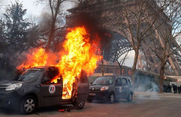 Manifestation des « gilets jaunes » : le suspect de l’incendie d’un véhicule « Sentinelle » déféré