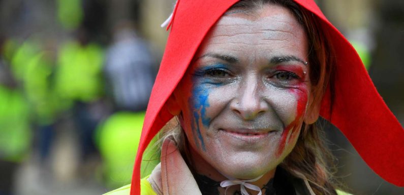 « Gilets jaunes » : « La France a un système institutionnel qui favorise la fronde contre son chef »