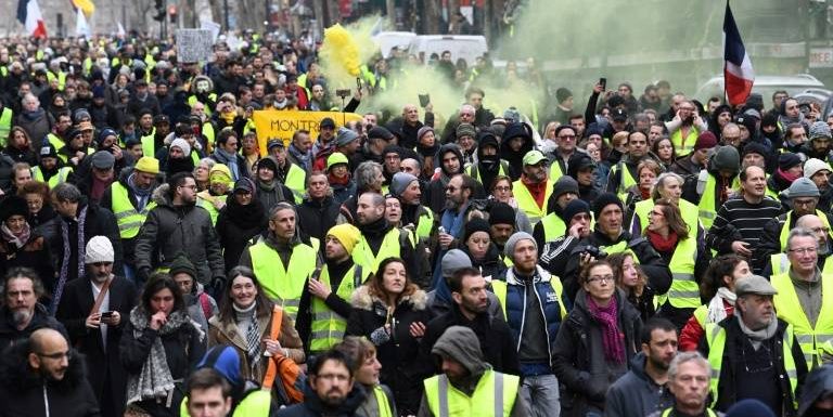 « Gilets jaunes »: mobilisation en recul, à nouveau des incidents AFP•26/01/2019 à 23:23