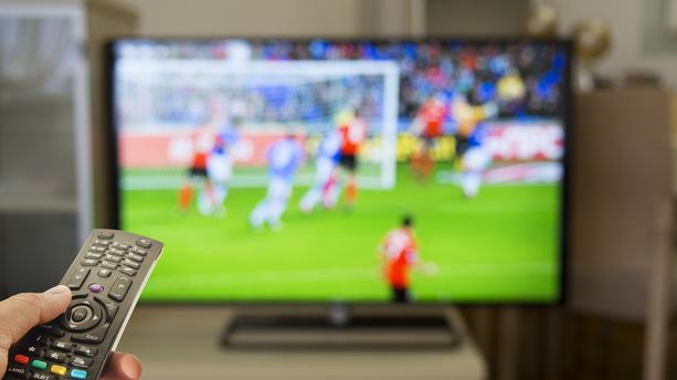 Iran : une chaîne de télévision censure un match du Bayern Munich car l’arbitre est une femme