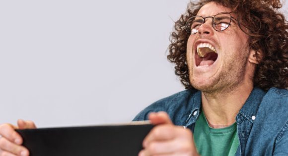 Comment les réseaux sociaux ont favorisé l&rsquo;émotion au détriment de la raison