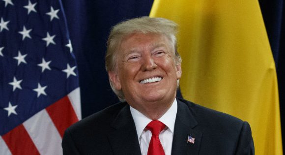 Avec l' »urgence nationale », Trump décroche 136 pouvoirs spéciaux