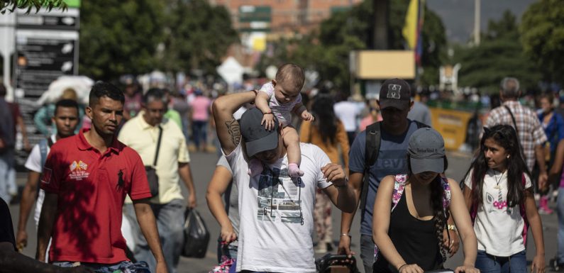 Venezuela : 3,4 millions de personnes ont quitté le pays (HCR et OIM)