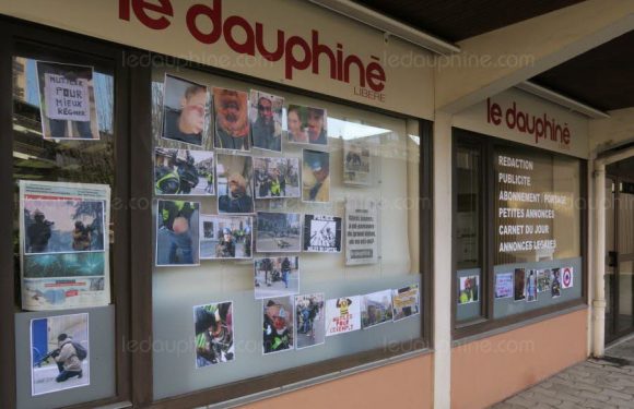 HAUTE-SAVOIE Une vingtaine de Gilets jaunes investissent l’agence du Dauphiné Libéré de Thonon-les-Bains