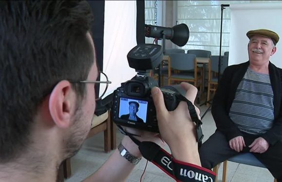 Nîmes : des portraits géants pour lutter contre l&rsquo;isolement des personnes âgées