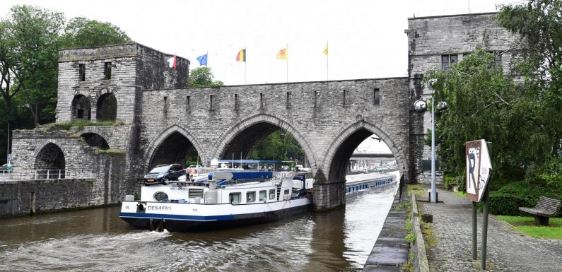 Tournai (Belgique) : Le « pont des trous » datant du XIIIème siècle probablement détruit en juin pour des raisons économiques