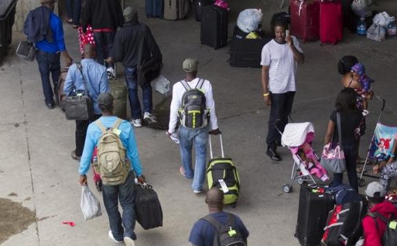 Québec. Le projet d’annulation de 18 000 demandes d’immigration vivement critiqué