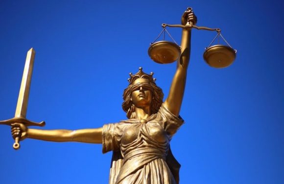 Huit mois de prison ferme pour une agression homophobe à Paris