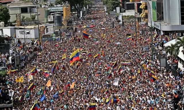 Bruits de bottes en Colombie