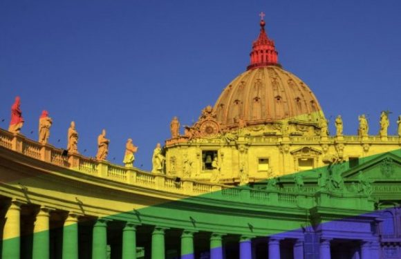 Un livre écrit par un militant LGBT pour salir l’Eglise