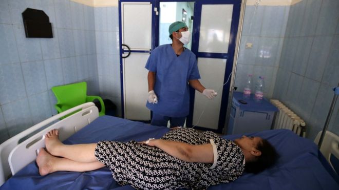 Les césariennes tuent 300.000 femmes par an