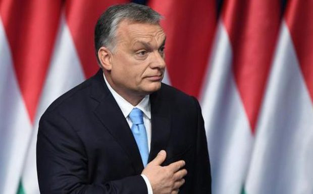 La droite européenne suspend le parti du dirigeant hongrois Viktor Orban