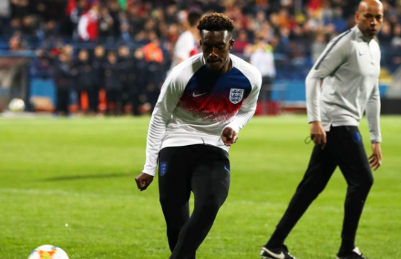 Euro-2020 : des chants racistes ternissent la balade de l’Angleterre au Monténégro