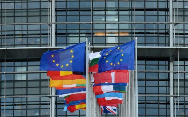 Migrants : un collectif d’associations interpelle les candidats aux européennes