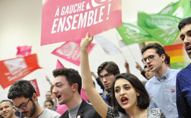 Jeunes socialistes et port du voile : intersectionnels vs. universalistes, le bras de fer