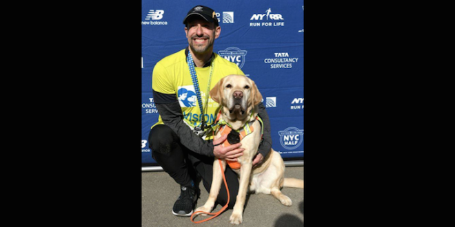 Pour la première fois, un non-voyant court le semi-marathon de New York !
