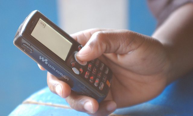 La monnaie mobile en Côte d’Ivoire : un secteur freiné par l’État