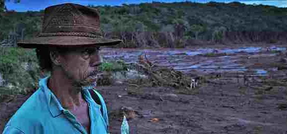 Au Brésil, des milliers d’habitants vivent toujours sous la menace des barrages miniers