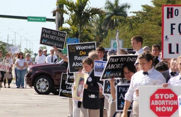 40 Days for Life : 100 enfants à naître sauvés