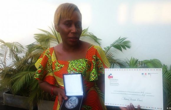 « L&rsquo;excision, c&rsquo;est quelque chose qui vous marque forcement à vie » (Aminata Traoré, écrivaine ivoirienne)