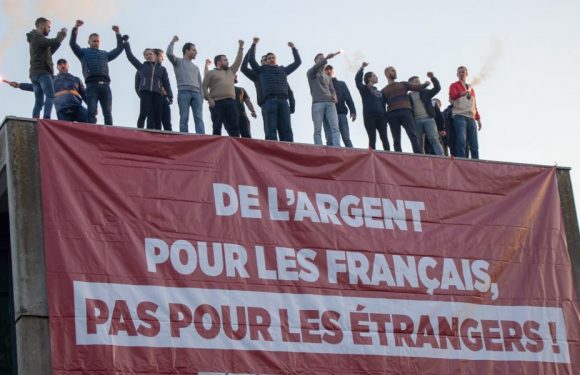 Génération Identitaire occupe la Caisse d’Allocations Familiales de Seine-Saint-Denis