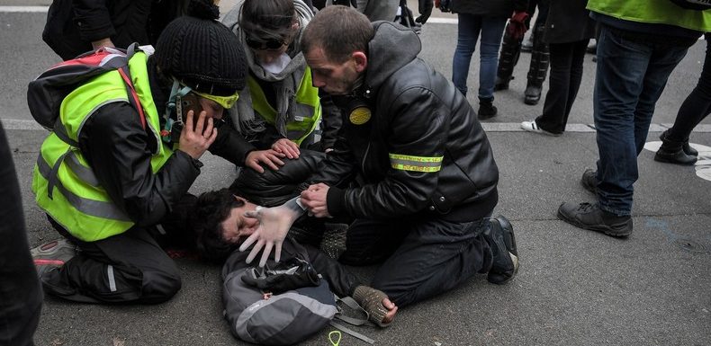 Gilets jaunes : le rappel à l’ordre de l’ONU à la France divise la classe politique (VIDEOS)