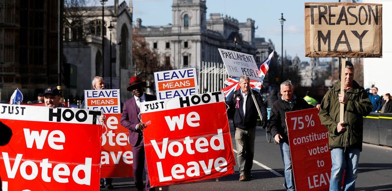 «Pas besoin de l’UE» : ces Britanniques qui entendent faire valoir la légitimité des urnes