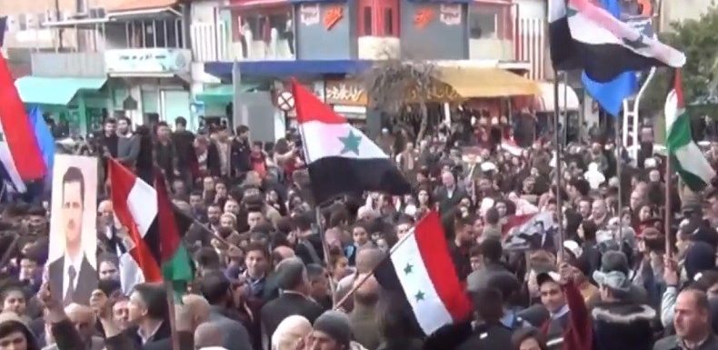 Syrie : des citoyens mobilisés dans plusieurs villes contre le décret de Trump sur le Golan (IMAGES)