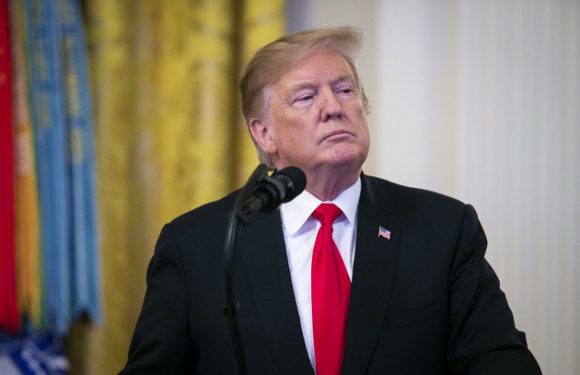 Trump évoque l&rsquo;usage « efficace » des mitraillettes contre les migrants (mais ne veut pas en arriver là)