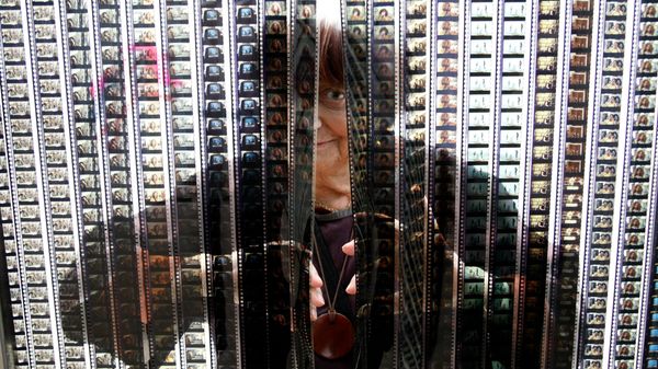 Féministe, amoureuse, engagée, récompensée : Agnès Varda en 9 photos