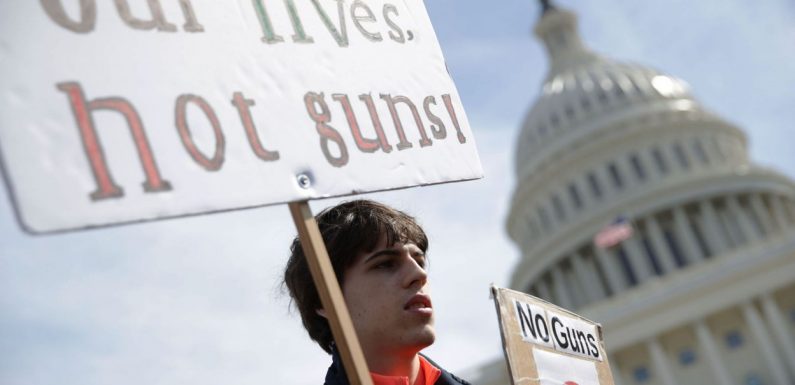Fusillade de Parkland: les lycéens continuent de se battre pour plus de contrôle sur la vente d’armes