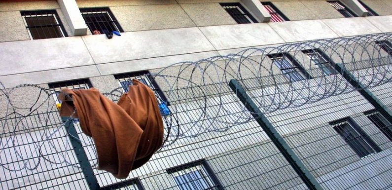 Seysses : quatrième prison de France et 200 détenus qui dorment par terre