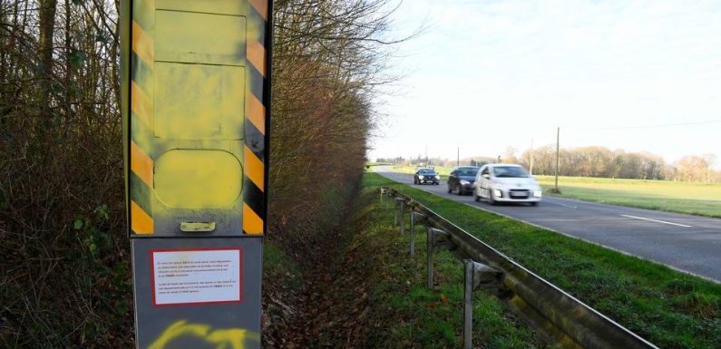 Radars détruits: Les forces de l’ordre poursuivent les contrôles routiers et traquent les auteurs de dégradations