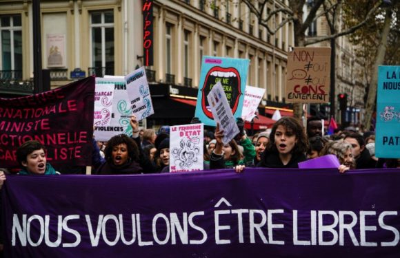 VIDEO. «J&rsquo;ai ressenti une détresse…»: Agressée sexuellement, une ex-journaliste de LCP donne la parole à 72 victimes