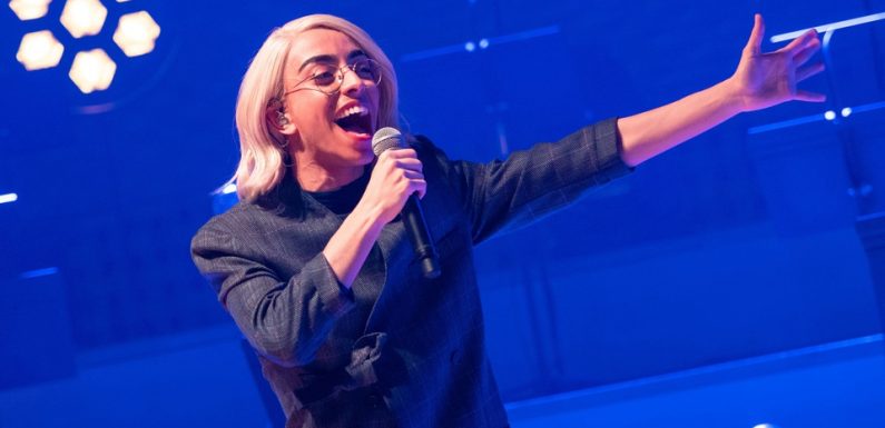 «Kingdom Tour» : Bilal Hassani annonce une tournée en France à l’automne