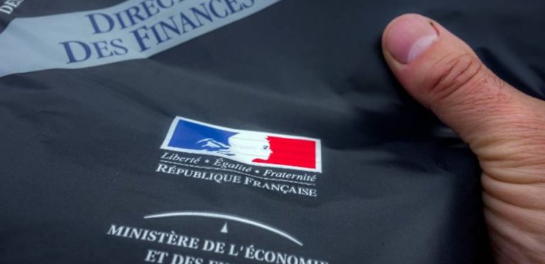 Impôts: Darmanin confirme vouloir supprimer la déclaration de revenus obligatoire