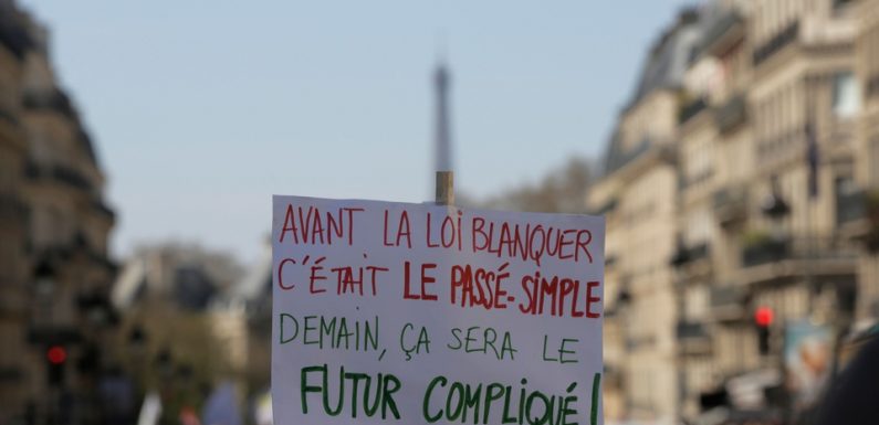 Education: Des enseignants dans la rue contre «la loi Blanquer» et la réforme du lycée